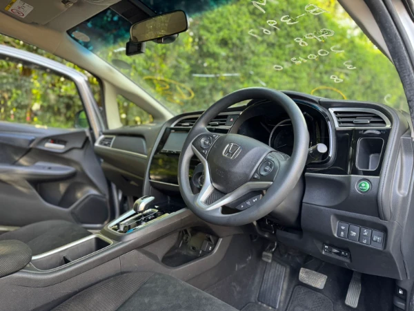 2019 Honda Fit Shuttle Hybrid