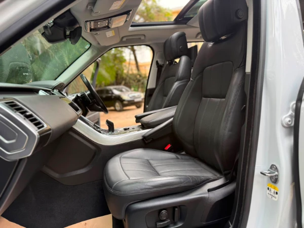 2019 Range Rover Sport HSE Sunroof Low Mileage