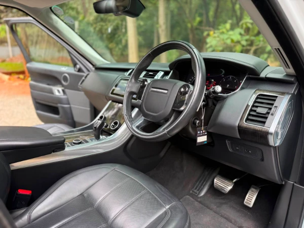 2019 Range Rover Sport HSE Sunroof Low Mileage