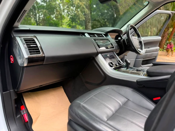 2019 Range Rover Sport HSE Sunroof Low Mileage