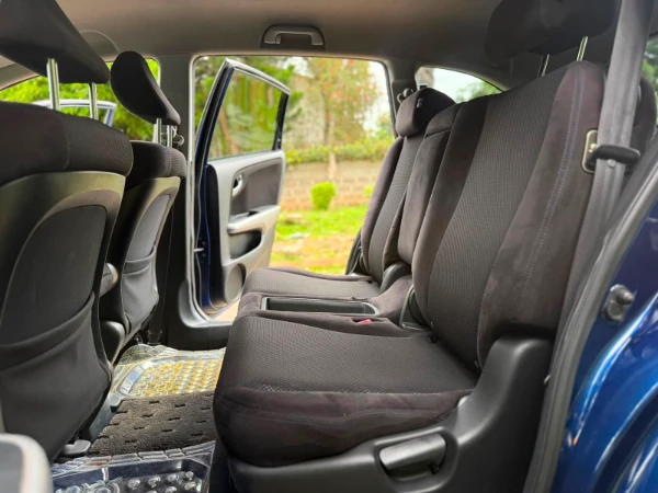 2013 Honda Stream 7 Seater