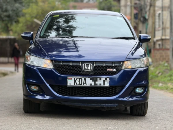 2013 Honda Stream 7 Seater