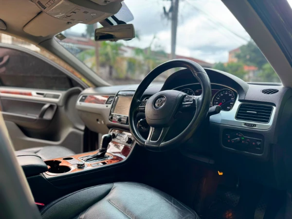 2012 Volkswagen Touareg