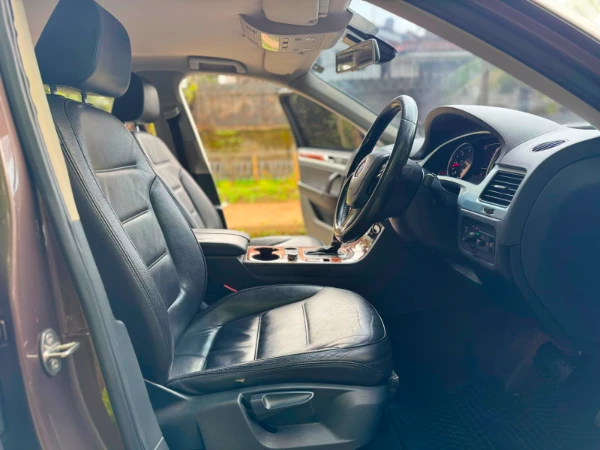 2012 Volkswagen Touareg