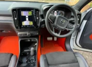 2019 Volvo XC40 AWD R-Design Sunroof