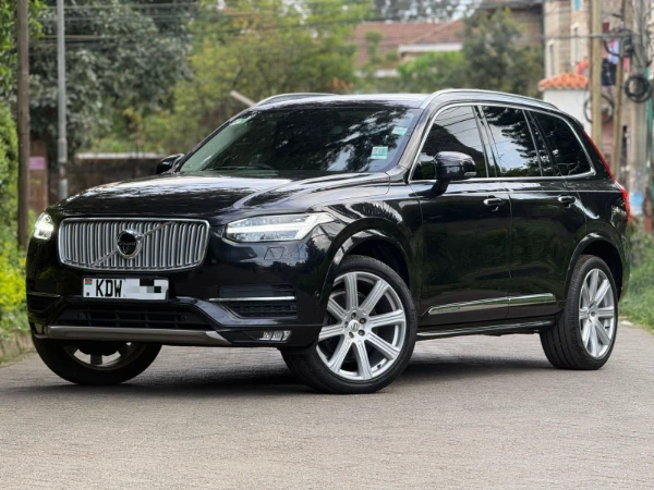 2019 Volvo XC90 D4 AWD Sunroof