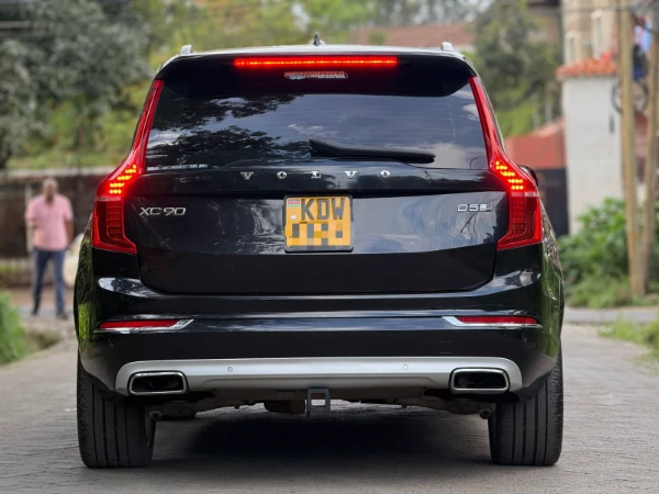 2019 Volvo XC90 D4 AWD Sunroof