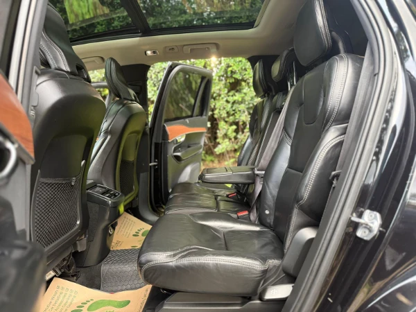 2019 Volvo XC90 D4 AWD Sunroof