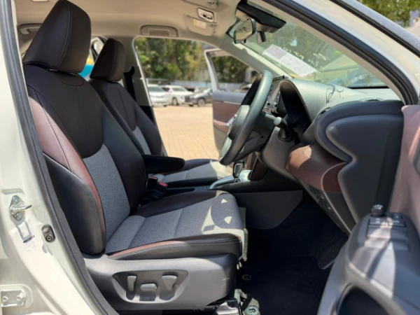 2020 Toyota Yaris Hybrid