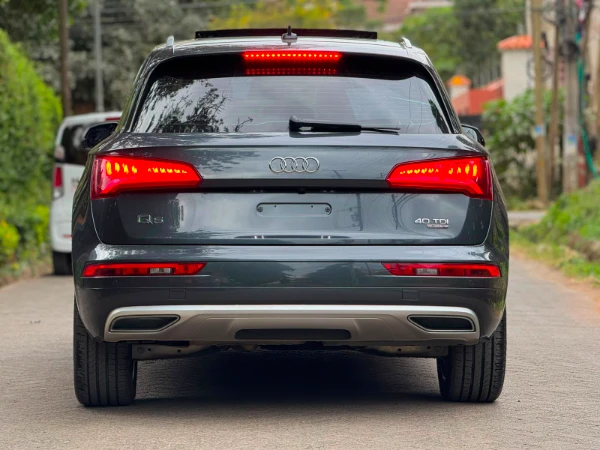 2019 Audi Q5 40 TDI Quattro