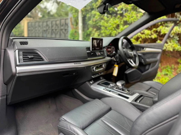 2019 Audi Q5 40 TDI Quattro