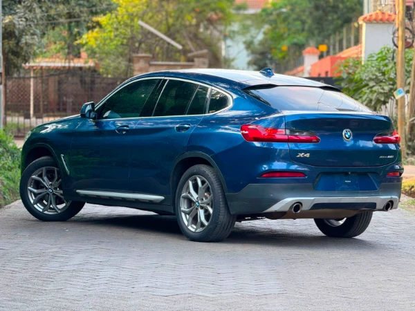 2018 BMW X4 xDrive 20i