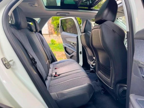 2019 Peugeot 3008 Sunroof