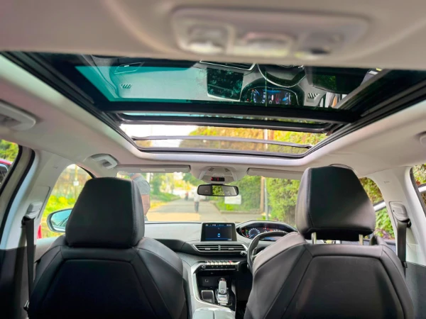 2019 Peugeot 3008 Sunroof