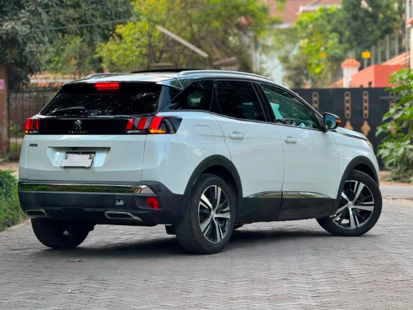 2019 Peugeot 3008 Sunroof