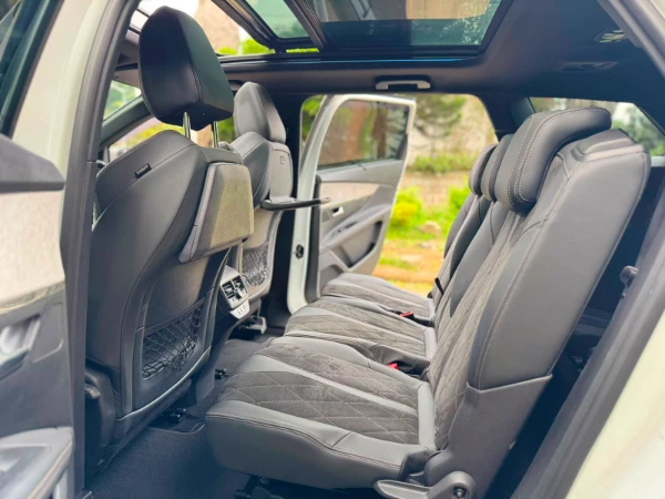 2019 Peugeot 5008 Low Mileage Sunroof