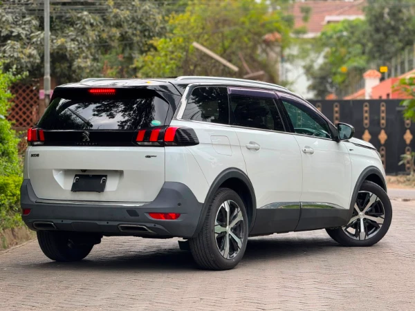 2019 Peugeot 5008 Low Mileage Sunroof