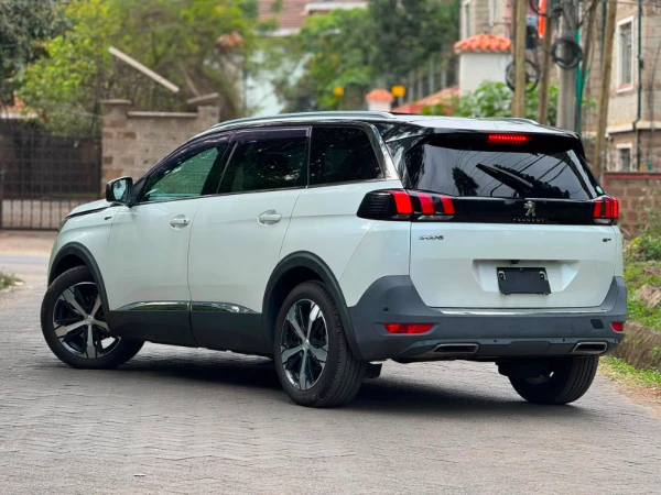 2019 Peugeot 5008 Low Mileage Sunroof