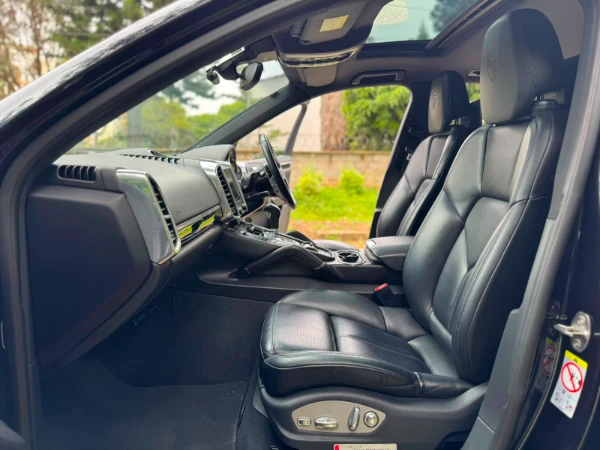 2018 Porsche Cayenne Sunroof