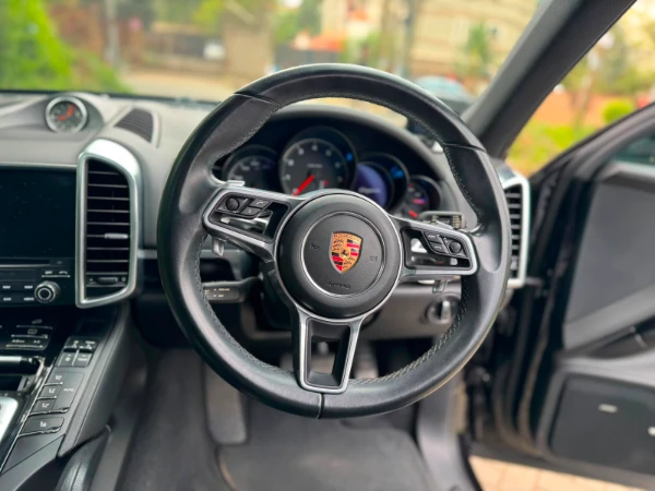 2018 Porsche Cayenne Sunroof