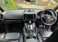 2018 Porsche Cayenne Sunroof