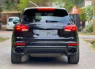 2018 Porsche Cayenne Sunroof