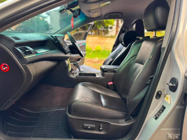 2009 Toyota Crown Athlete