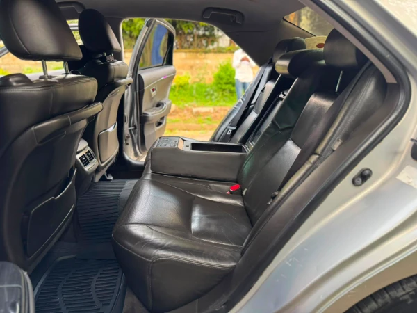 2009 Toyota Crown Athlete
