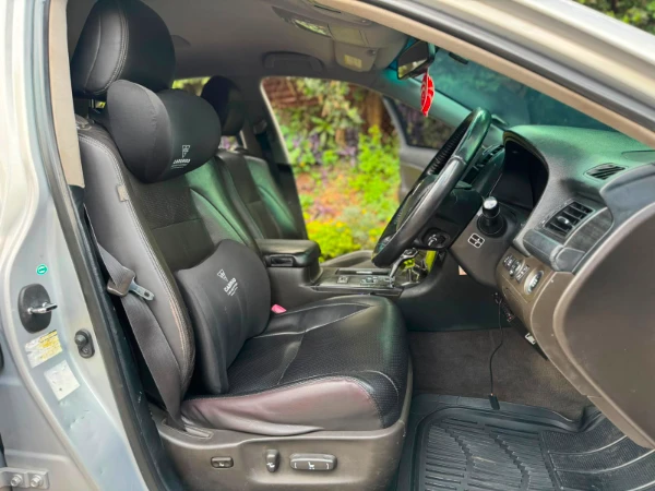 2009 Toyota Crown Athlete