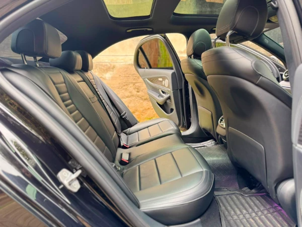 2017 Mercedes Benz E200 Sunroof