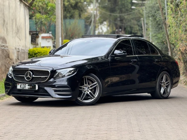 2017 Mercedes Benz E200 Sunroof