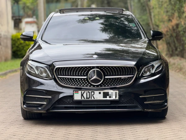 2017 Mercedes Benz E200 Sunroof