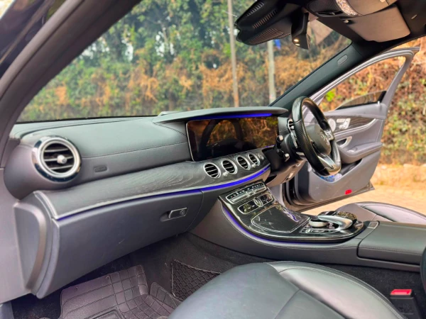 2017 Mercedes Benz E200 Sunroof