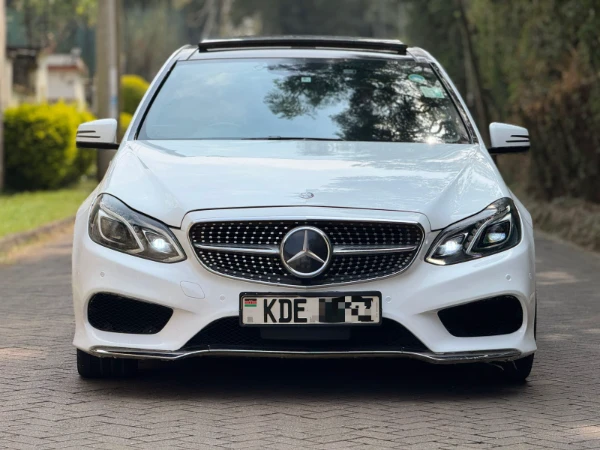 2014 Mercedes Benz E300 Sunroof
