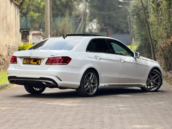 2014 Mercedes Benz E300 Sunroof