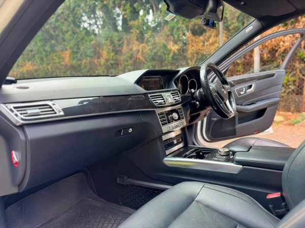 2014 Mercedes Benz E300 Sunroof