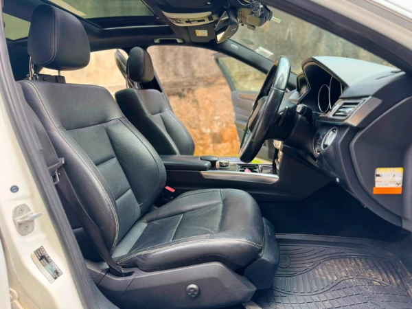 2014 Mercedes Benz E300 Sunroof