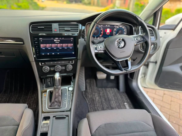 2019 Volkswagen Golf