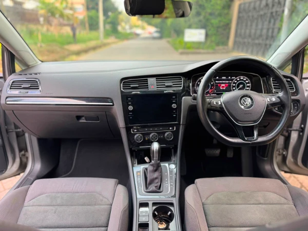 2019 Volkswagen Golf 280 TSI Sunroof