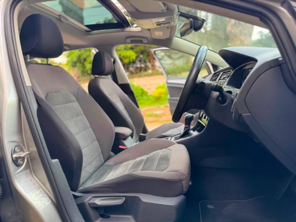 2019 Volkswagen Golf 280 TSI Sunroof