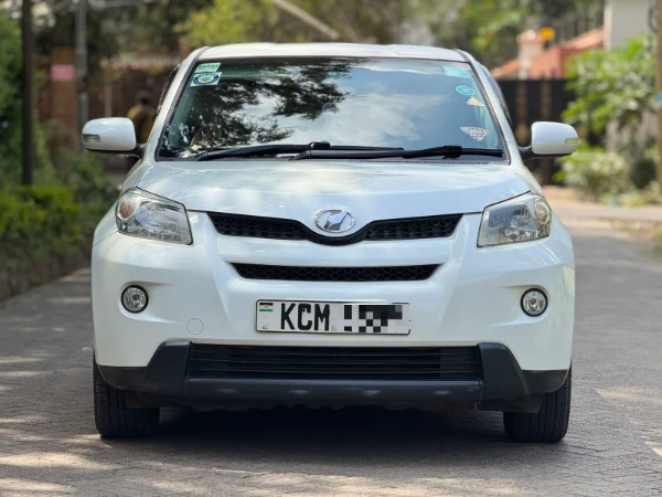 2010 Toyota IST