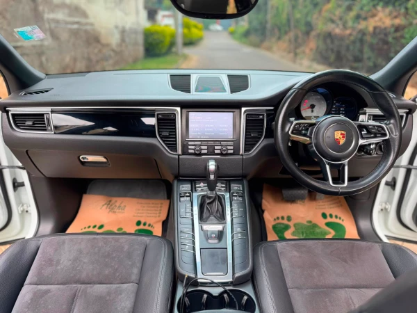 2014 Porsche Macan S Sunroof