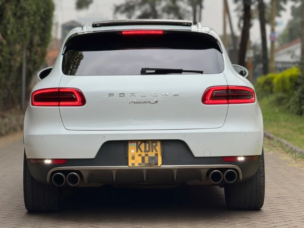 2014 Porsche Macan S Sunroof