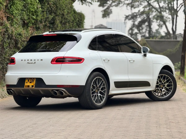 2014 Porsche Macan S Sunroof
