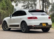 2014 Porsche Macan S Sunroof