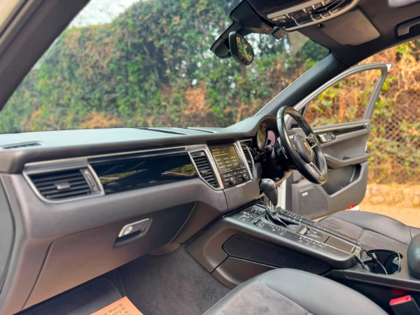 2014 Porsche Macan S Sunroof