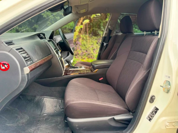 2016 Toyota Mark X