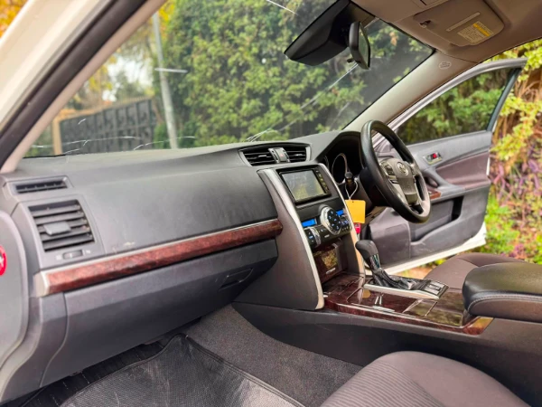 2016 Toyota Mark X