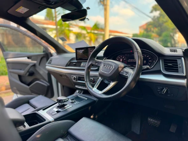 2019 Audi Q5 Quattro 45TFSI