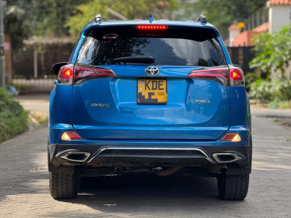 2018 Toyota RAV4